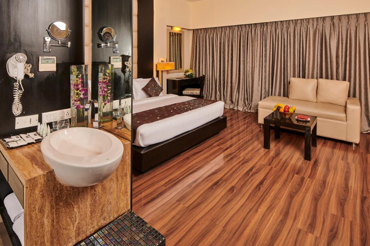 Goldfinch Hotel Мумбаї Екстер'єр фото