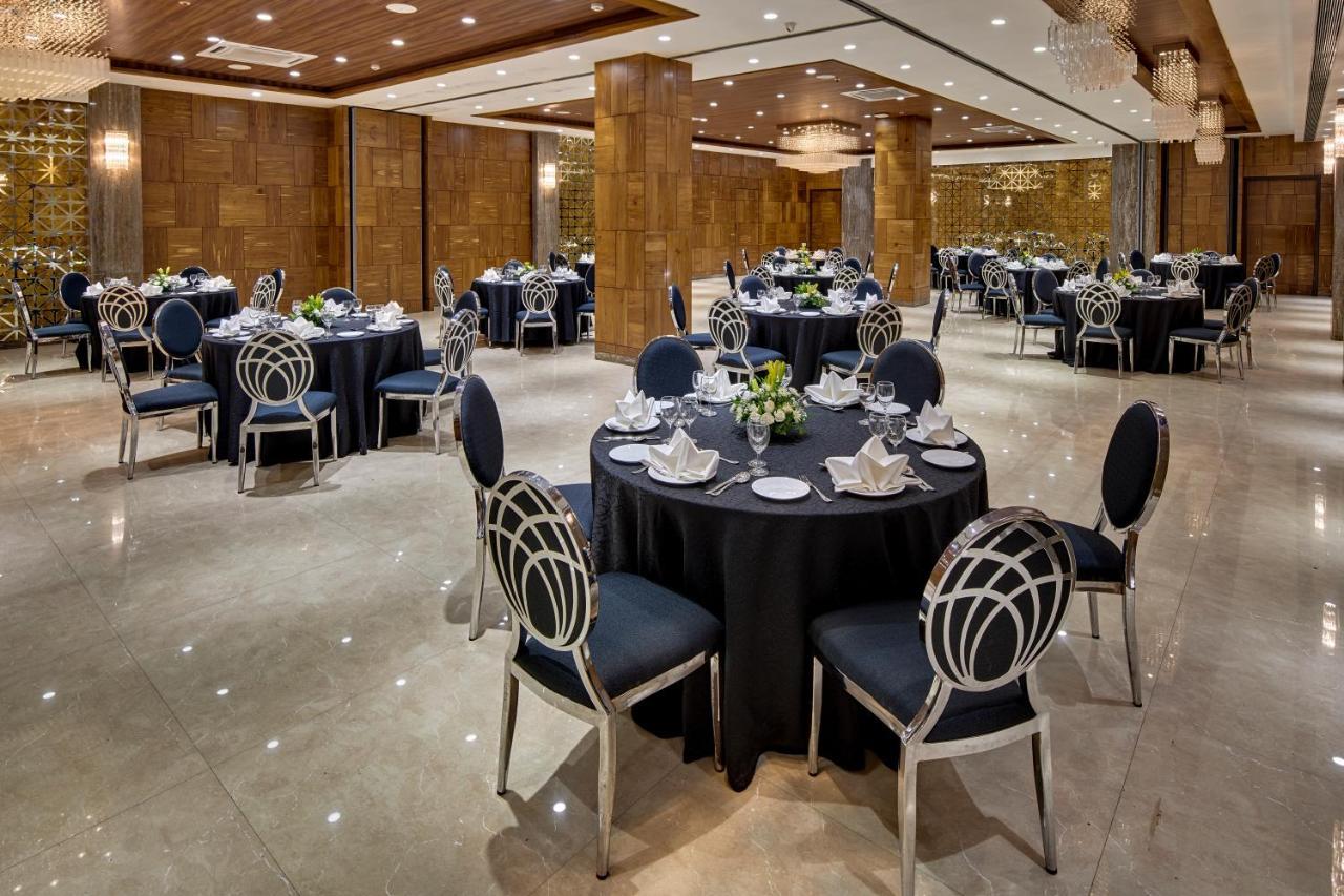 Goldfinch Hotel Мумбаї Екстер'єр фото
