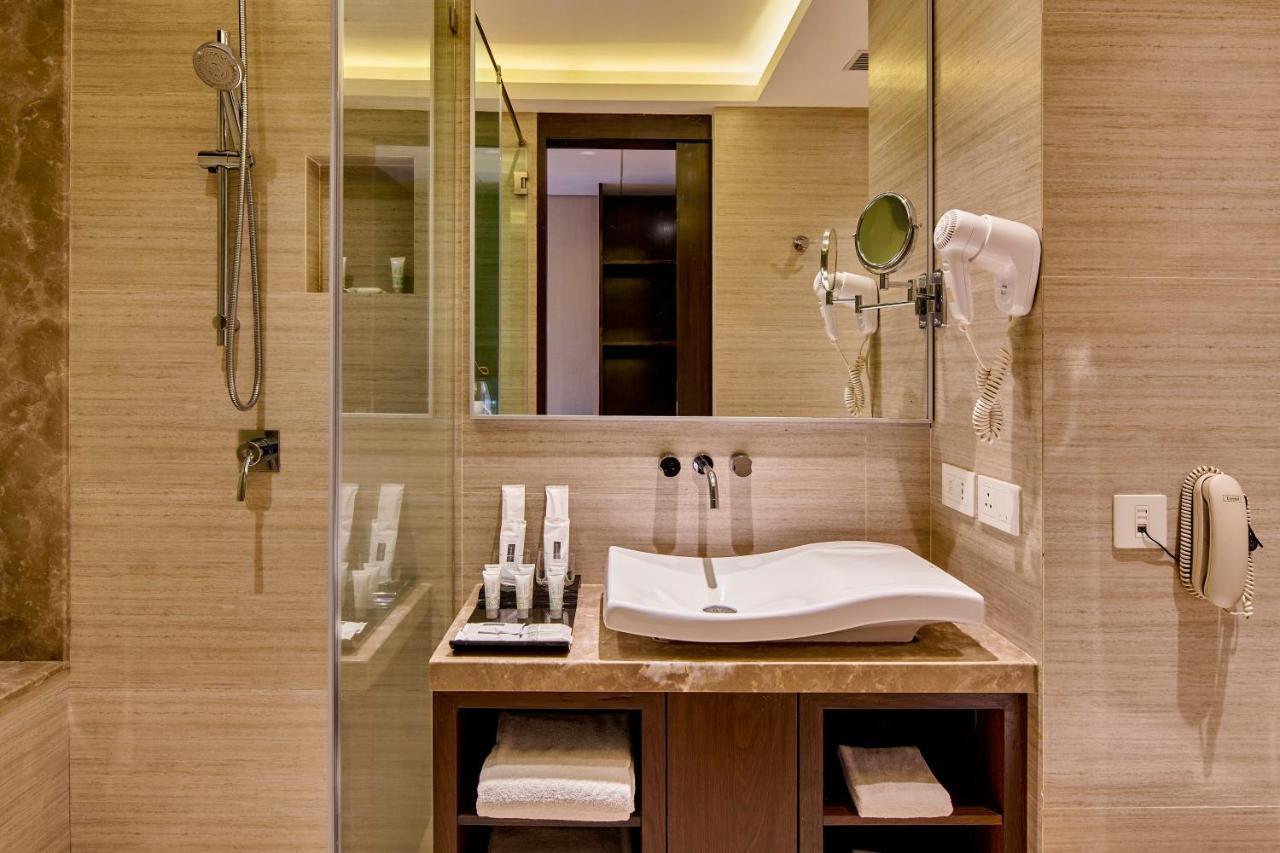 Goldfinch Hotel Мумбаї Екстер'єр фото