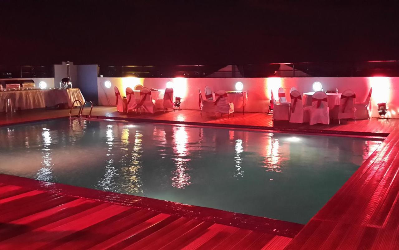 Goldfinch Hotel Мумбаї Екстер'єр фото